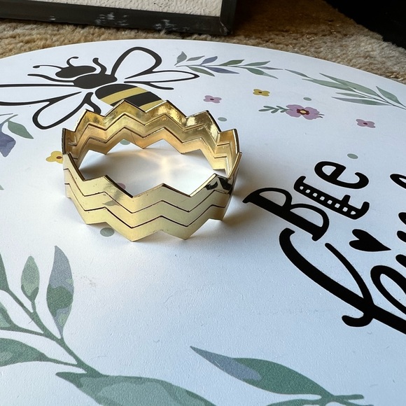Set of 3 zig-zag bangle bracelets - Picture 15 of 15